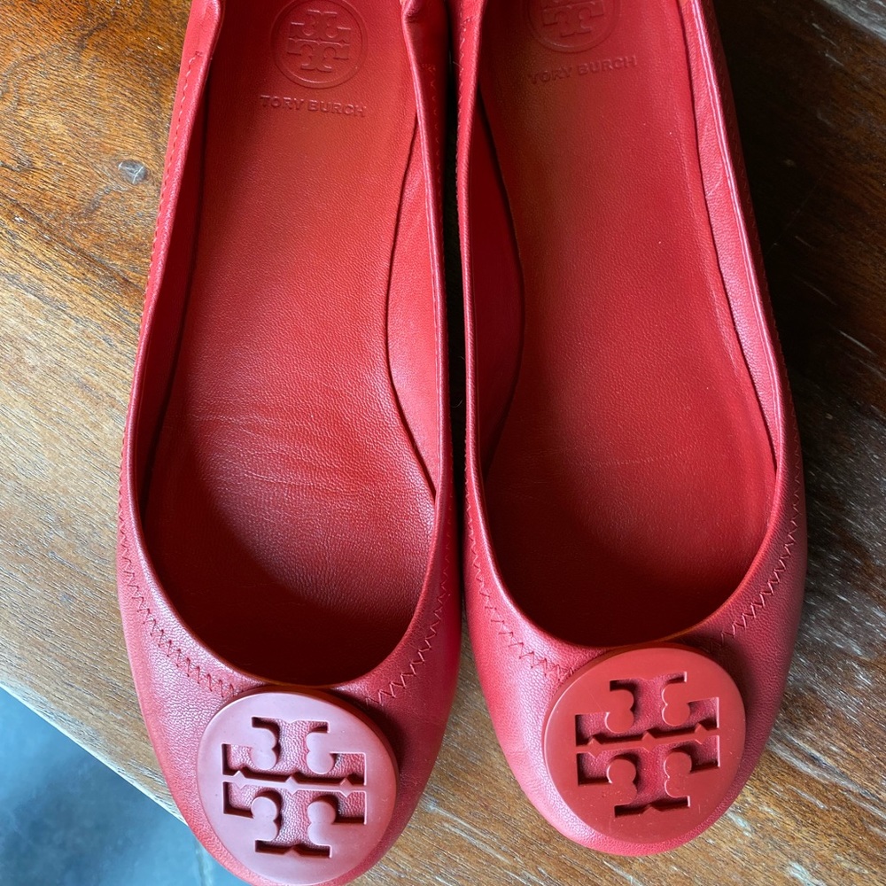 Tory Burch red ballet flats.
